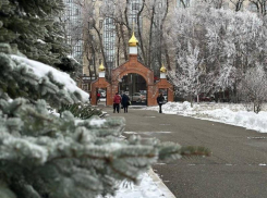 Двое ставропольцев принимали наркотики возле храма и потеряли сознание у дверей больницы