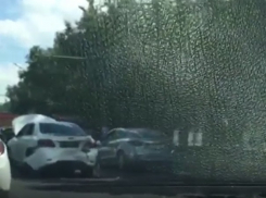 Серьезная авария с двумя иномарками на Кулакова стала причиной большой пробки в Ставрополе