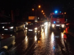 Люди пострадали из-за опрокидывания «Мерседеса» на Ставрополье