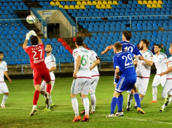 Футболисты Ставрополя померились силами с «Анжи»