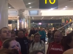 Запрет американских властей на вылет вынудил ставропольцев провести 10 часов в аэропорту Москвы
