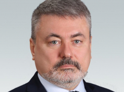 Генеральный директор «Ставролена» Владимир Шулындин получил медаль по указу Путина