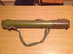 Разгуливающего по улицам с гранатометом в сумке мужчину задержали в Пятигорске