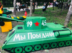 На Ставрополье были представлены детские поделки на военную тематику 