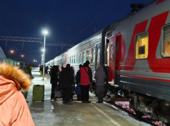 Перекрытие Крымского моста серьезно задержало в пути поезд «Кисловодск – Симферополь»