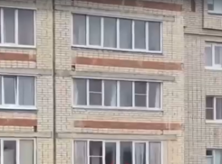 В центре Ставрополя из окна выпала женщина