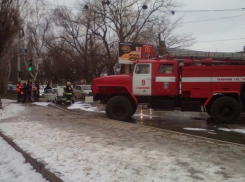 В Ставрополе на светофоре горел автомобиль 