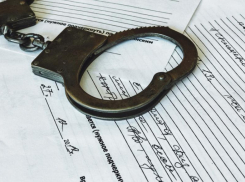 В аэропорту Минвод задержали иностранца, перерезавшего горло своему знакомому