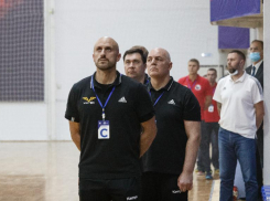 Пост сдали —  пост приняли: в ставропольском гандбольном клубе «Виктор» грянули тренерские изменения