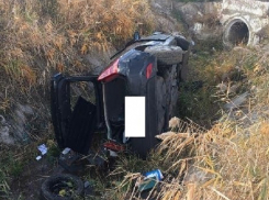 Лихачка на «Ситроене» вылетела в кювет и перевернулась на Ставрополье