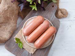 Говяжьи сосиски из свинины и курятины «мастерил» ставропольский производитель