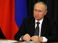 Владимир Путин присвоил трем ставропольчанам государственные награды