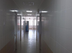 Главврач инфекционной больницы Пятигорска назвал некорректным сравнение учреждения с бомжатником и рассказал о реальном положении дел