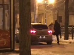 Автохам на «Тойоте» проехался по пешеходной зоне в центре Пятигорска