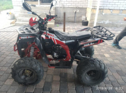 В Ставрополе на квадроцикле перевернулся ребенок 