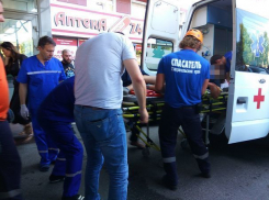 Выпавший с балкона 17-го этажа мужчина скончался в реанимации Ставрополя