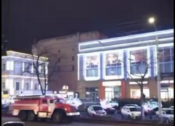 В Ставрополе из-за задымления эвакуировали персонал и покупателей ЦУМа