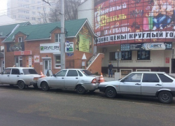 При столкновении трех машин в Ставрополе пострадал ребенок