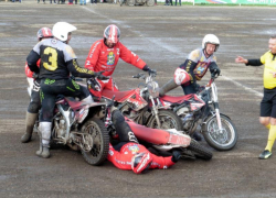 Закончили на позитиве: в последнем матче сезона ипатовские мотоболисты отпраздновали успех