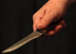 В первое утро нового года на двоих жителей Ставрополя напали с ножом