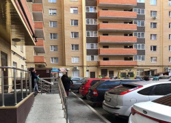 В Ставрополе шестилетняя девочка выпала из окна девятого этажа