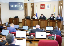 Бюджетным работникам на Ставрополье повысят выплаты на 800 миллионов рублей