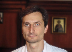 Ростислав Можейко мог лишиться кресла главврача ставропольской крайбольницы за странные госзакупки рекламного контента