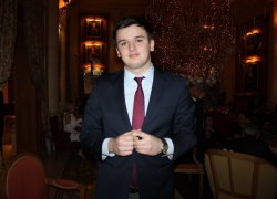 Кирилл Кузьмин: «Брать бюджетные деньги на создание российского Макдоналдса - это идея из параллельной вселенной»