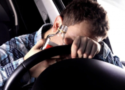 В Буденновске нетрезвый водитель с детьми удирал от экипажа ДПС и совершил аварию