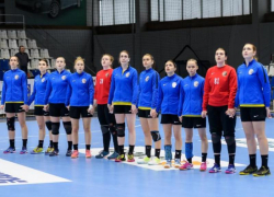 Замок на волгоградских воротах: гандболистки «Ставрополья-СУОР» проиграли дублершам «Динамо-Синары»