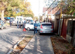 Девочку сбил автомобиль в Ставрополе - ребенка увезла реанимация