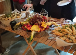 Креветки в кляре, каре ягненка и шампанское: полмиллиона из бюджета уйдут на очередной банкет губернатора Ставрополья