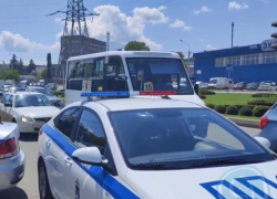 Старомарьевское шоссе в Ставрополе сковали пробки после пожара