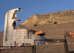 Многоэтажка вместо хранилища нарзана? Жители Кисловодска вновь бьют тревогу из-за застройки