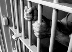 Ставропольский педофил проведет 13 лет в колонии за изнасилование несовершеннолетней