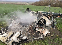 Появились фотографии с места крушения вертолета на Ставрополье 
