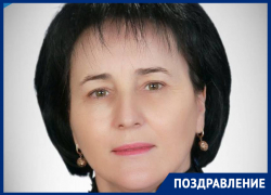 Директор школы №9 из Ипатовского округа Елена Дмитренко отмечает юбилей