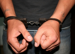 Сотрудники полиции задержали подозреваемого, находившегося в федеральном розыске