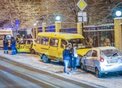 Три автомобиля столкнулись в центре Ставрополя