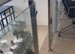 Еще один «косяк» обнаружили пассажиры в новом терминале аэропорта Ставрополя 