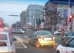 В центре Ставрополя в День Конституции провалился асфальт