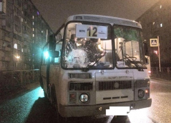 С разрывом легкого забрали в больницу подростка после ДТП с автобусом в Ставрополе 