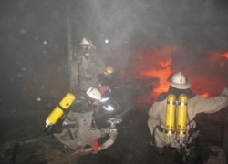 18 пожарных тушили частный дом, в котором погиб человек на Ставрополье