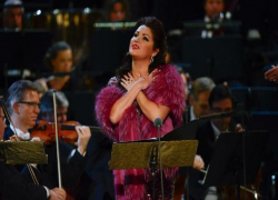 Анна Нетребко и другие звезды мировой оперы споют для ставропольчан на Александровской площади