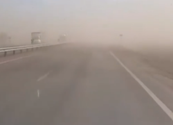 В Советском округе Ставрополья бушует пылевая буря