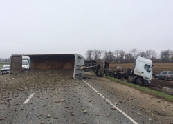 Стало известно о двух погибших молодых мужчинах в страшном ДТП с фурой и «девяткой» на Ставрополье 