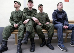 «Отмазать» призывника от армии за 100 тысяч рублей предлагал начальник отдела военкомата на Ставрополье