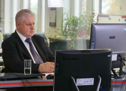 Сергей Миронов пообещал жительнице Ставрополя бить по рукам жуликов из управляющих компаний