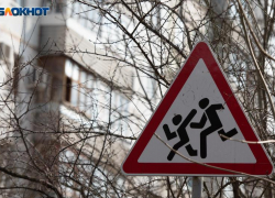 Более 31 миллиона потратят на обновление дороги к школе на Щипакина в Ставрополе