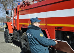 Мужчина на "Москвиче" скончался в страшном лобовом столкновении на Ставрополье